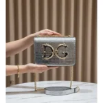 حقائب يد نسائي 2026